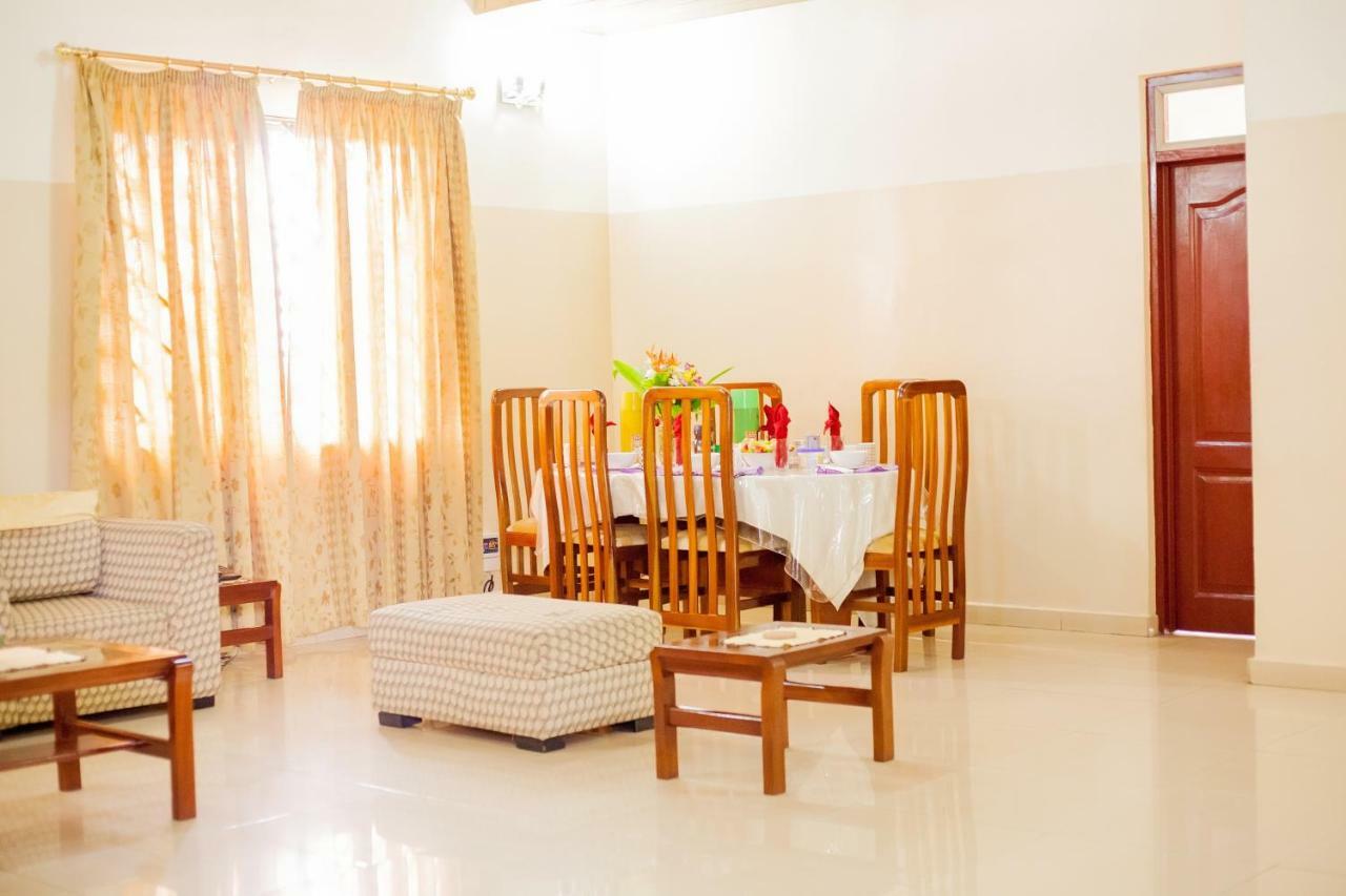 Charis Home Services Haatso 外观 照片